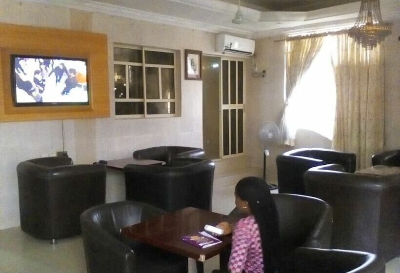 پانسیون Jerry Cedarwood Guest House