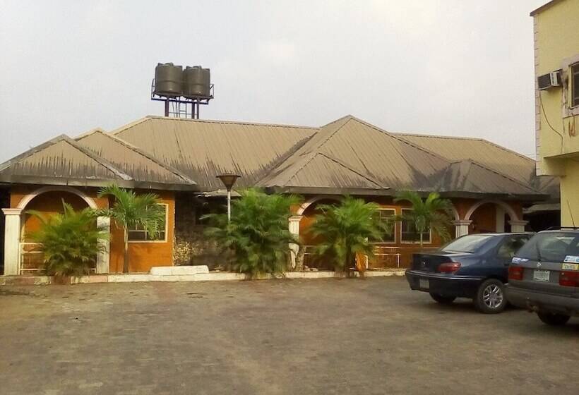 پانسیون Jerry Cedarwood Guest House