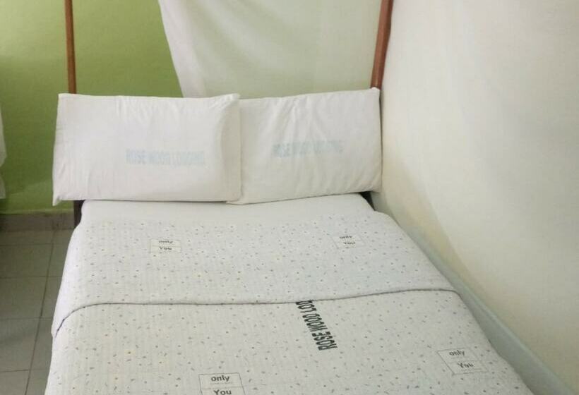 پانسیون Rose Wood Lodge