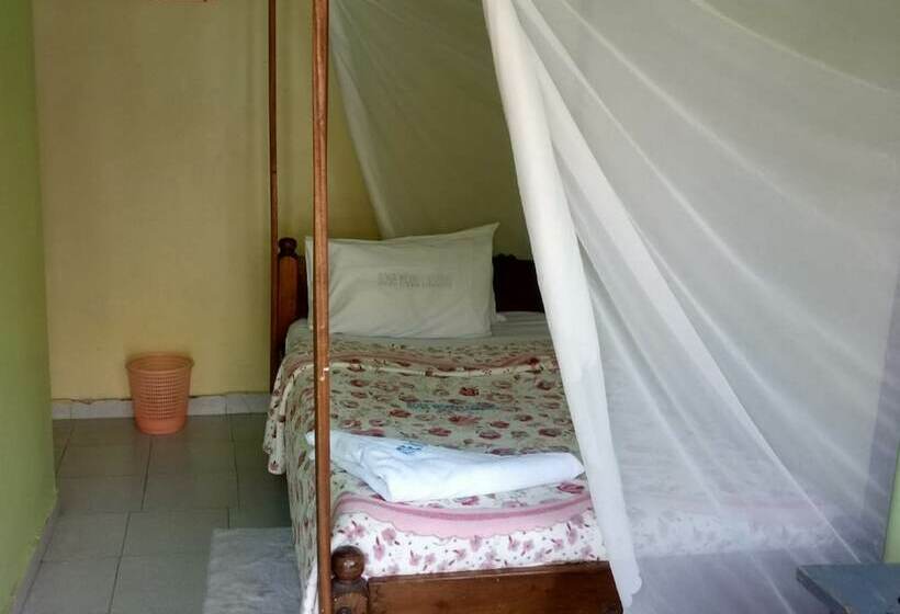 پانسیون Rose Wood Lodge