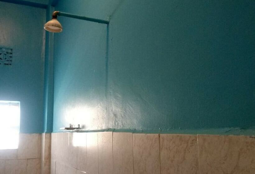 پانسیون Rose Wood Lodge