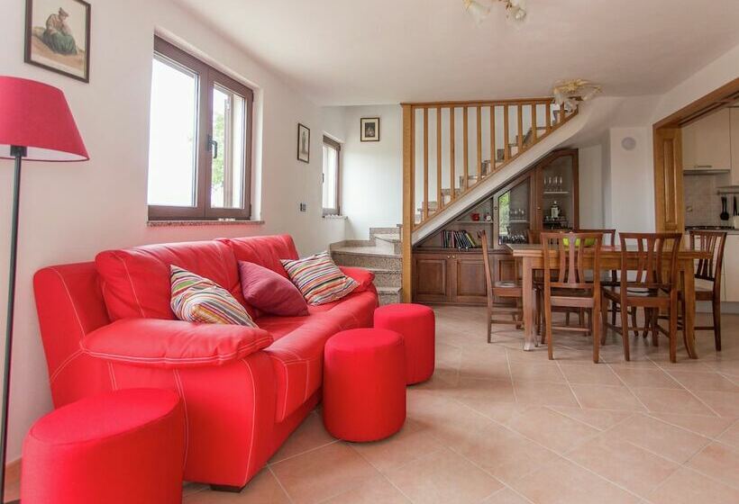 Relaxing Villa With Pool And Garden For Six Persons In Central Istria