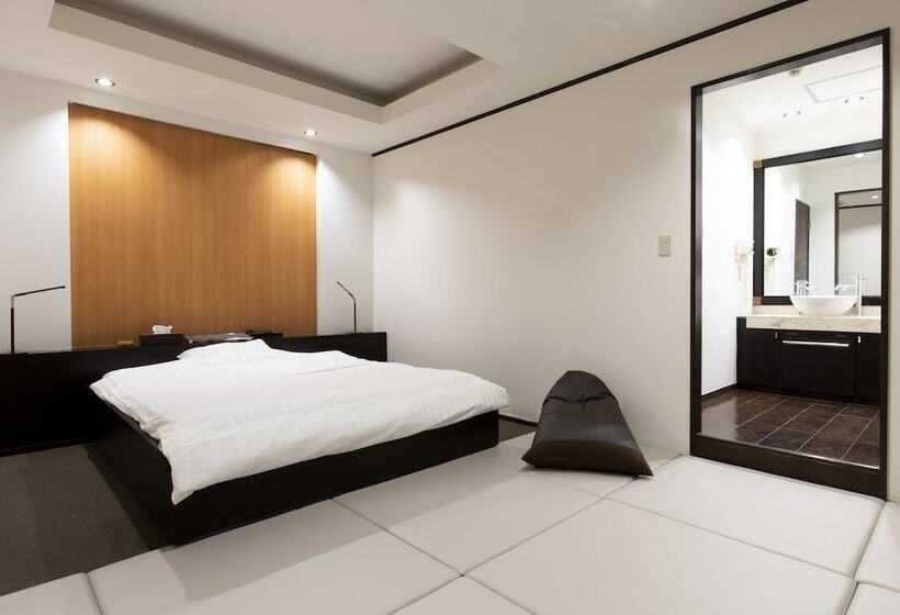 The Manga Hotel Togo