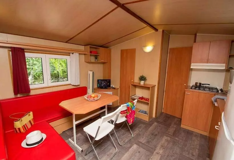 Hotelli Camping Le Vieux Colombier