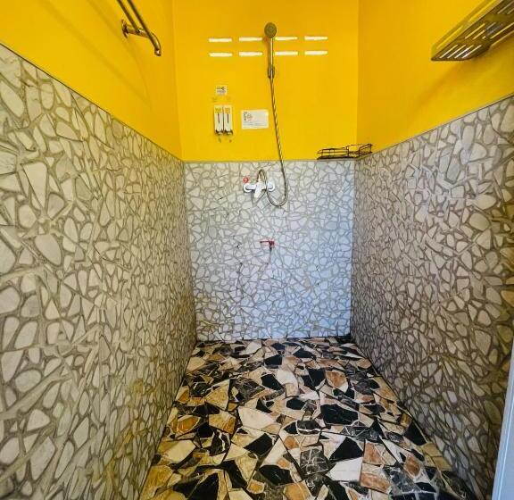 בית מלון כפרי Shin Sane Guest House