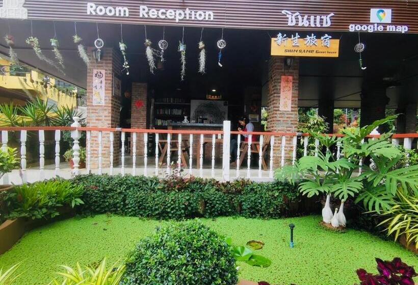 בית מלון כפרי Shin Sane Guest House