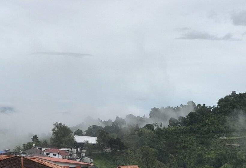 בית מלון כפרי Shin Sane Guest House