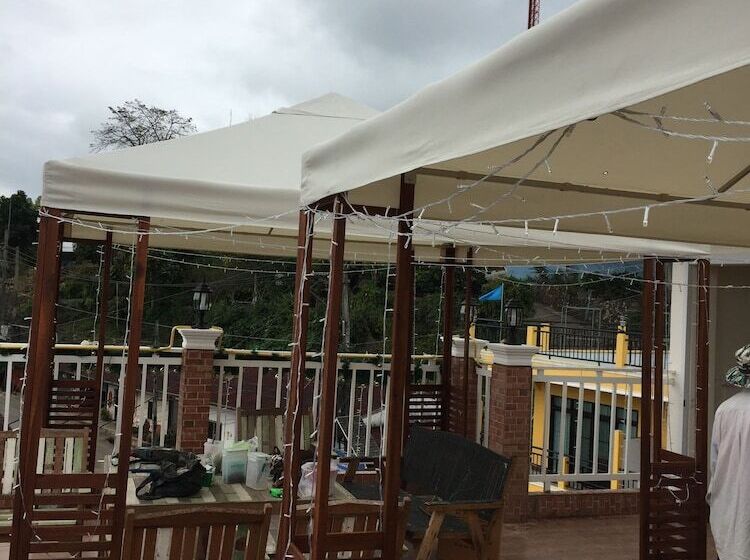 בית מלון כפרי Shin Sane Guest House