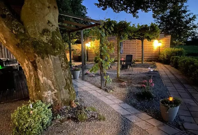 B&b Usselo Klein, Fijn En Uniek!