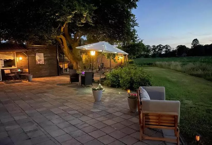 B&b Usselo Klein, Fijn En Uniek!