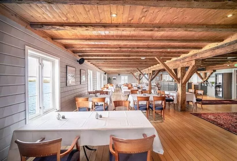 Finnøy Bryggehotell   By Classic Norway Hotels