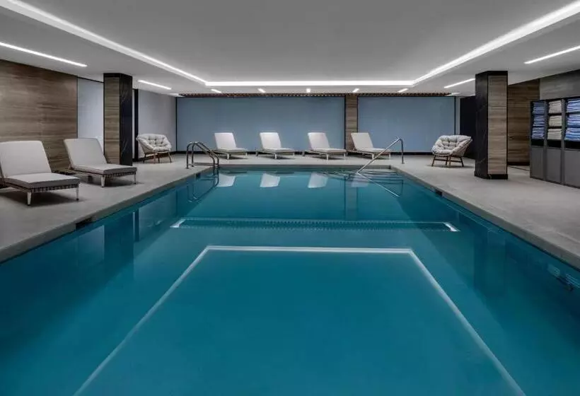 Hotelli Four Points By Sheraton Flushing