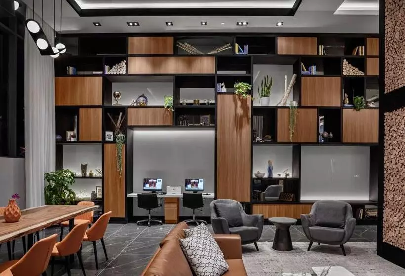 Hotelli Four Points By Sheraton Flushing