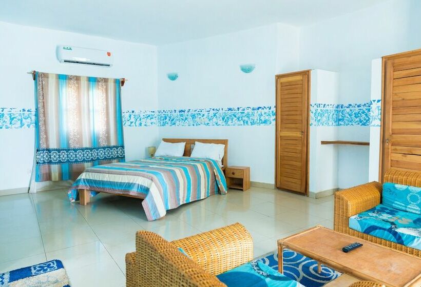 هتل Hôtel Bassam Plage