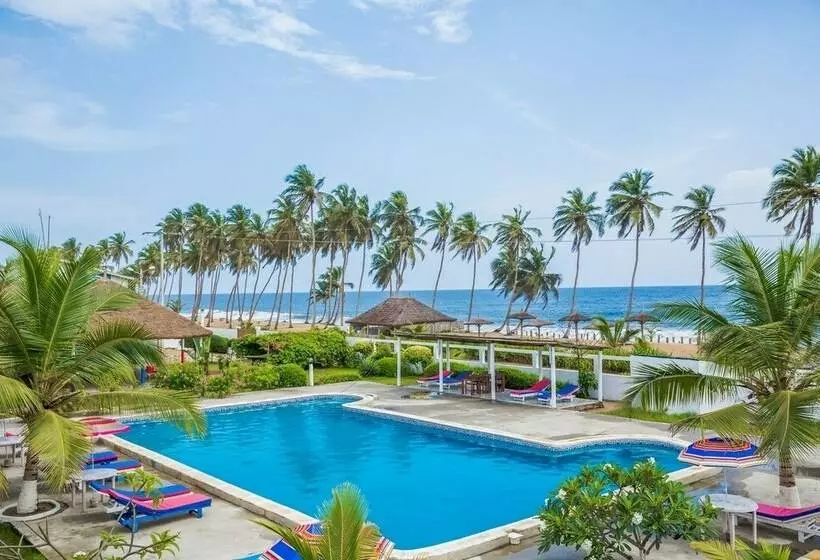 هتل Hôtel Bassam Plage