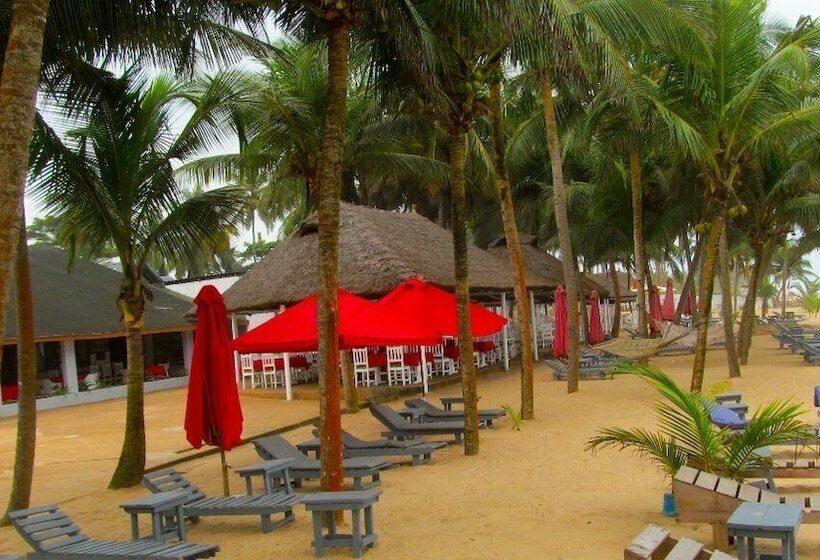 هتل Hôtel Bassam Plage