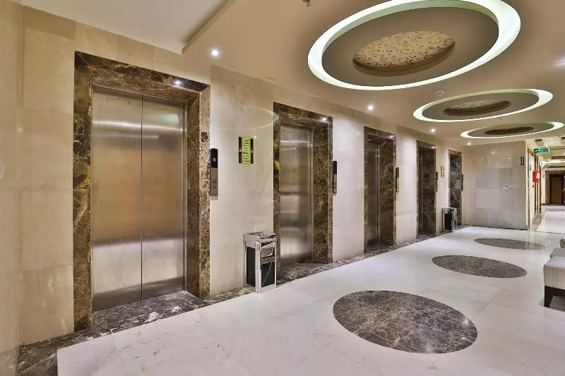 Hotelli Manazil Al Hour 2 By Oyo Rooms