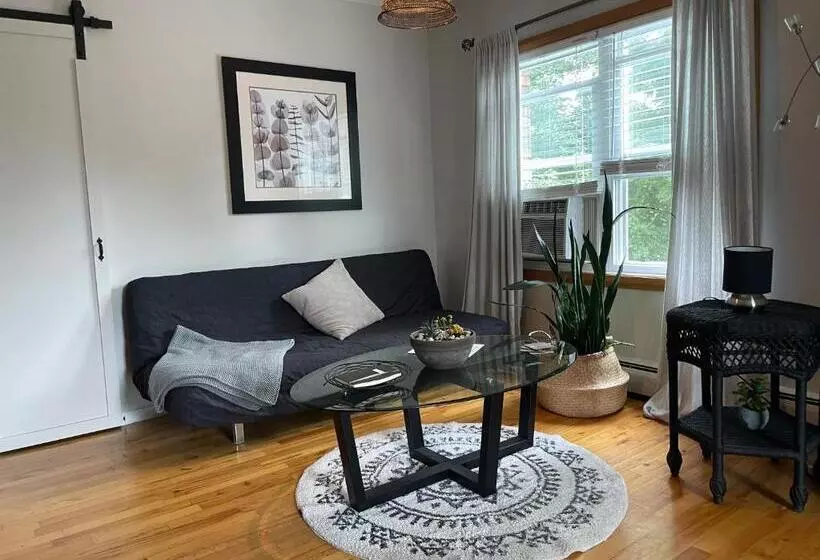 ベッドアンドブレックファースト Au Coq Du Bonheur