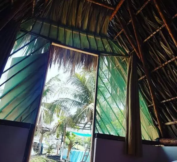 تختخواب و صبحانه Mi Casa En La Playa