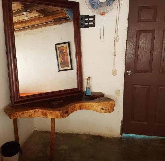 تختخواب و صبحانه Mi Casa En La Playa