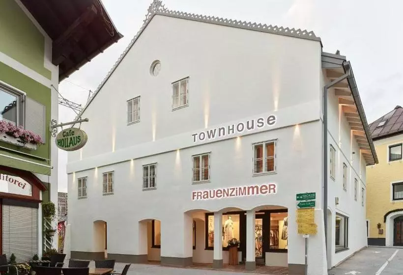 تختخواب و صبحانه Townhouse By Frauenzimmer