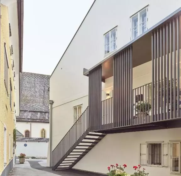 تختخواب و صبحانه Townhouse By Frauenzimmer
