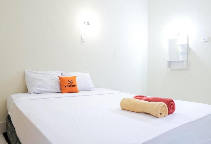 فندق Koolkost Near Beachwalk Shopping Center