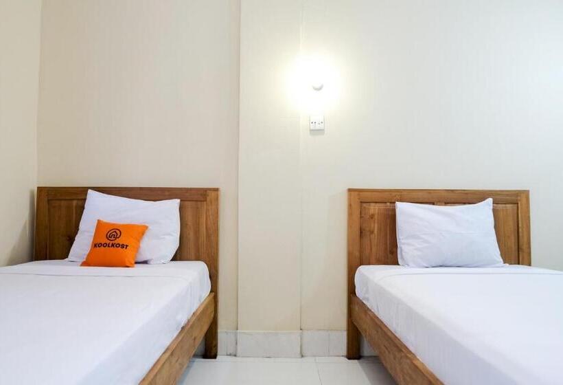 فندق Koolkost Near Beachwalk Shopping Center