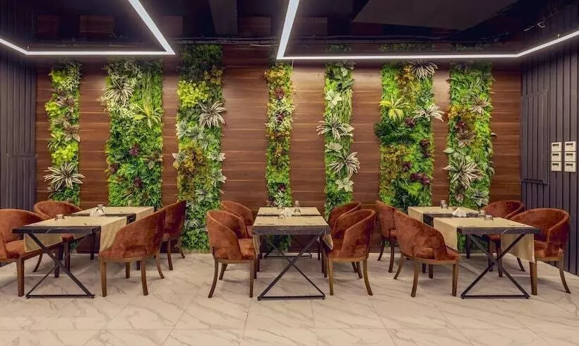 هتل Novel Centre Point