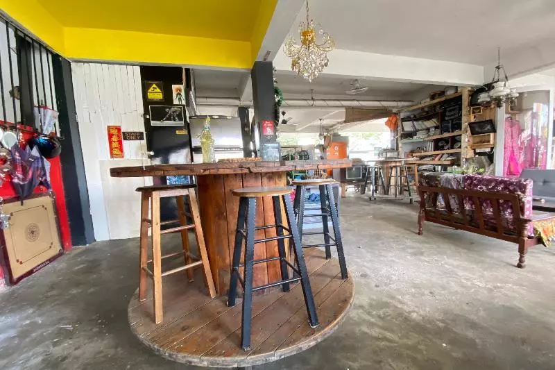 هتل Oyo 90295 Beacon Homestay Kuching