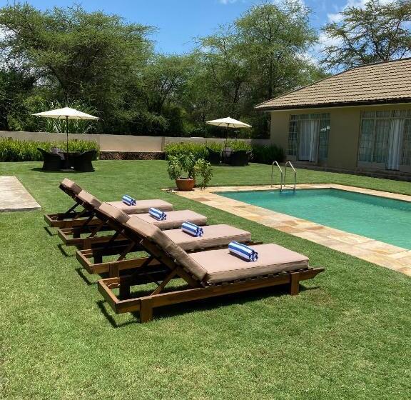 בית מלון כפרי The Safari House