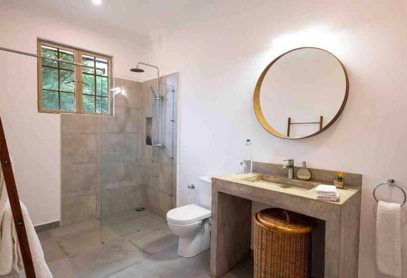 בית מלון כפרי The Safari House