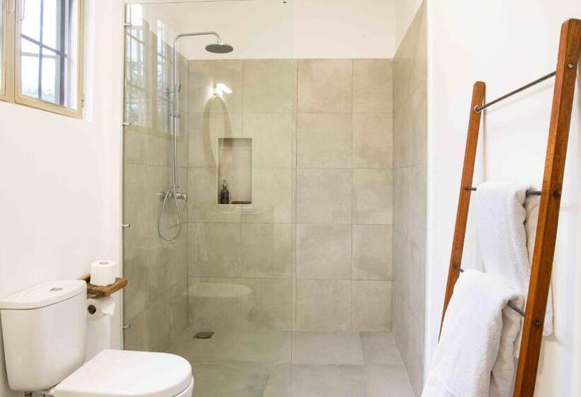 בית מלון כפרי The Safari House