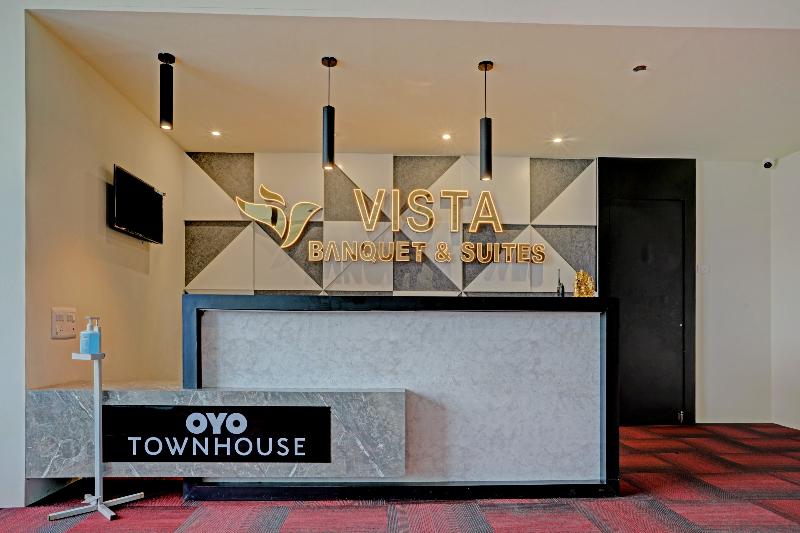 בית מלון כפרי Super Townhouse Pbg Mall Vashi