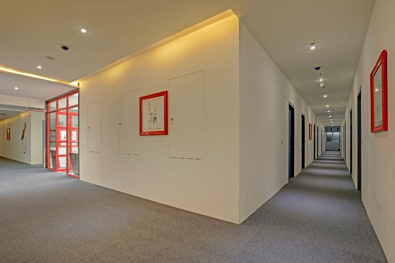 בית מלון כפרי Super Townhouse Pbg Mall Vashi