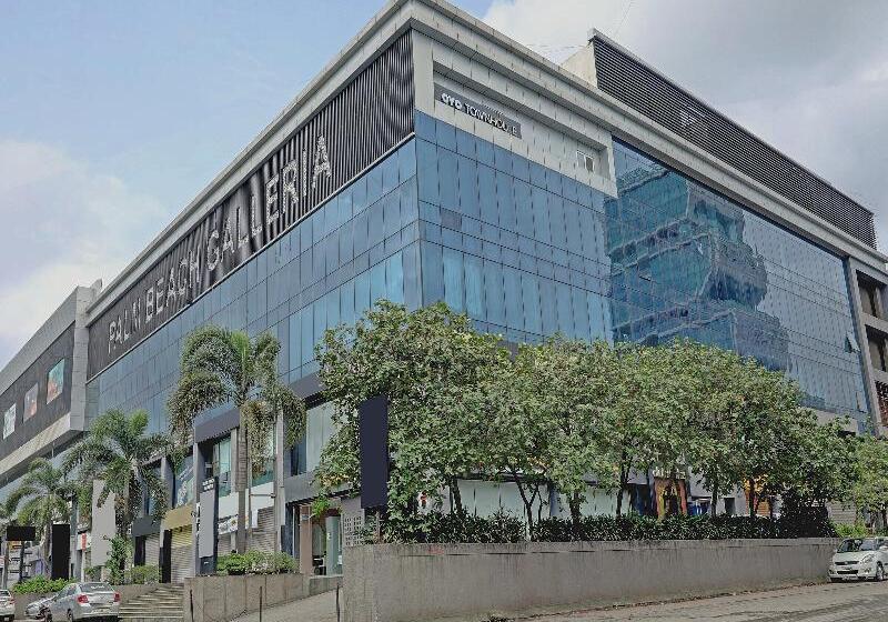 בית מלון כפרי Super Townhouse Pbg Mall Vashi