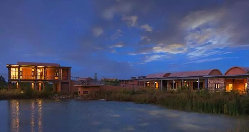 هتل Wagoba Eco Lodge , Tadoba