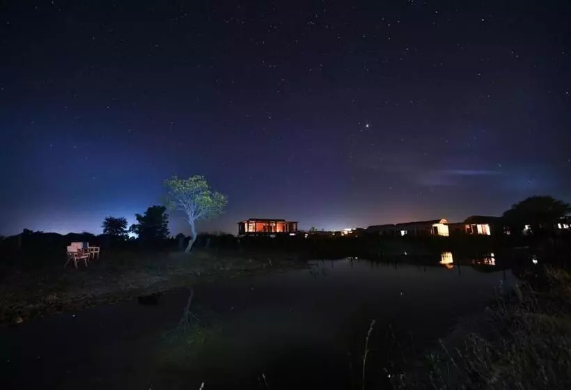 هتل Wagoba Eco Lodge , Tadoba