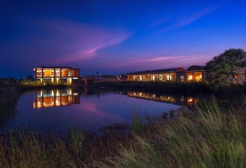 Hotel Wagoba Eco Lodge , Tadoba