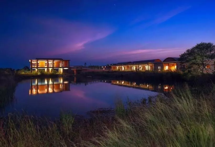 هتل Wagoba Eco Lodge , Tadoba