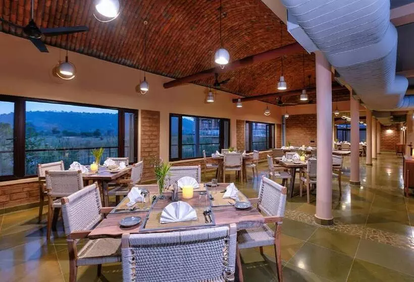 هتل Wagoba Eco Lodge , Tadoba