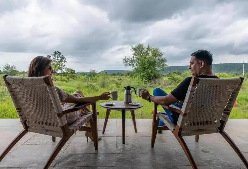 هتل Wagoba Eco Lodge , Tadoba