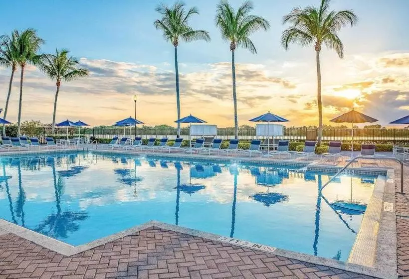 Kasa Wellington South Florida