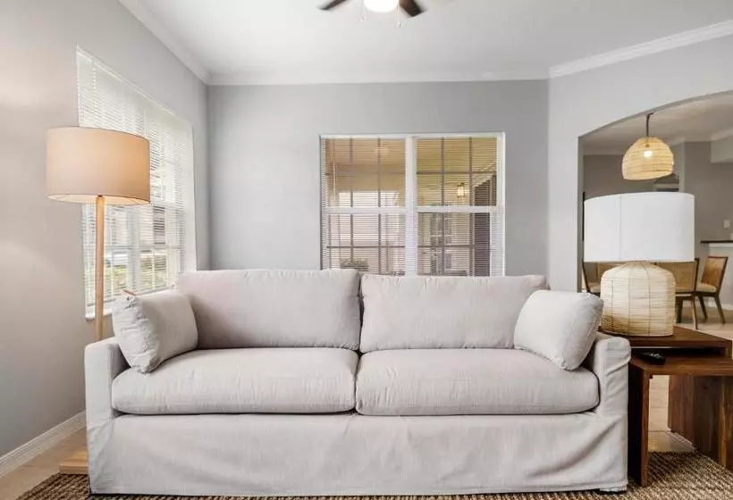 Kasa Wellington South Florida