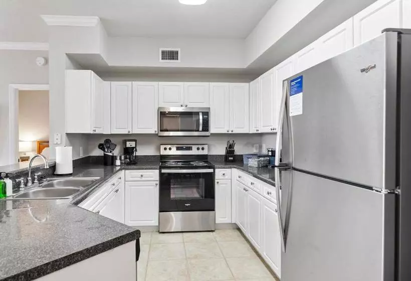 Kasa Wellington South Florida