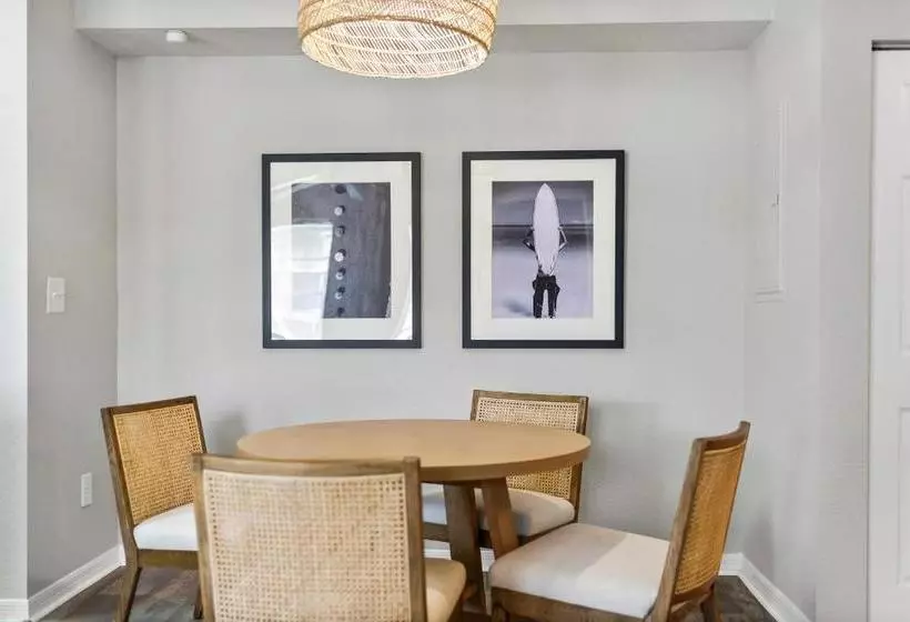 Kasa Wellington South Florida