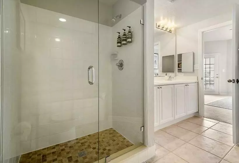 Kasa Wellington South Florida