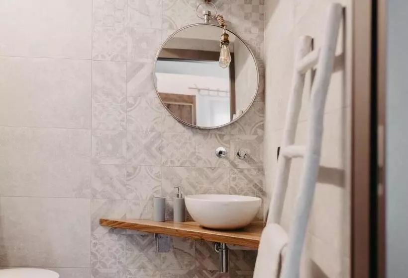 La Tana Del Lupo B&b, Family And Outdoor Sports