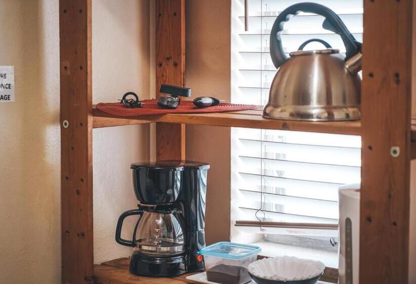 فندق على الطريق Hollywood Light Haven Lodge