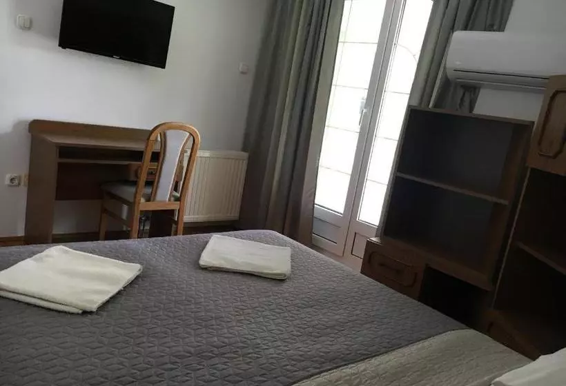 ペンション Center Apartmanház